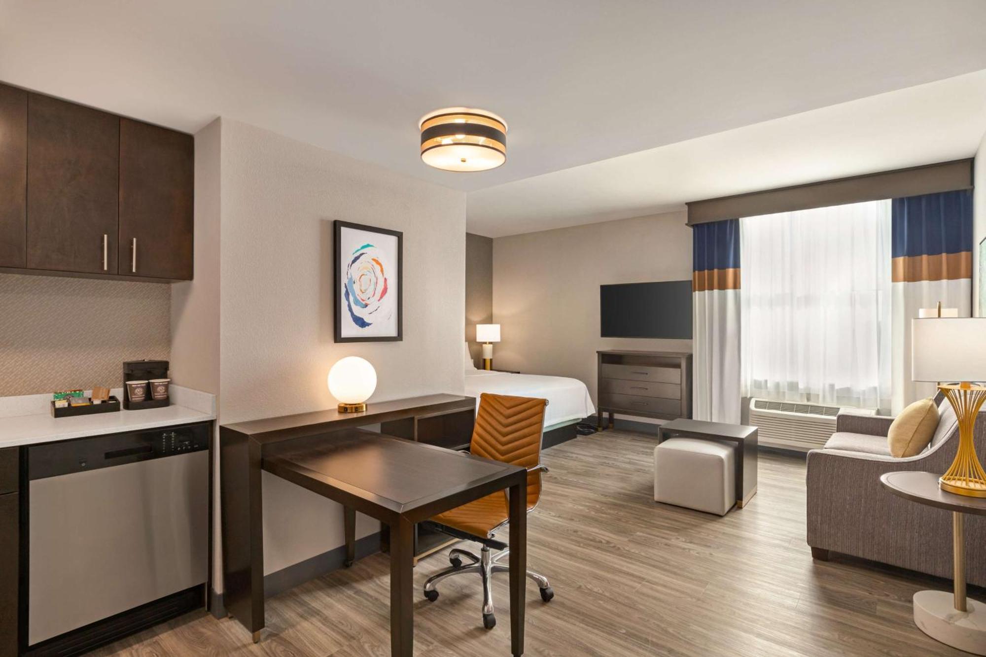 Homewood Suites By Hilton Indianapolis Downtown Iupui Exterior photo