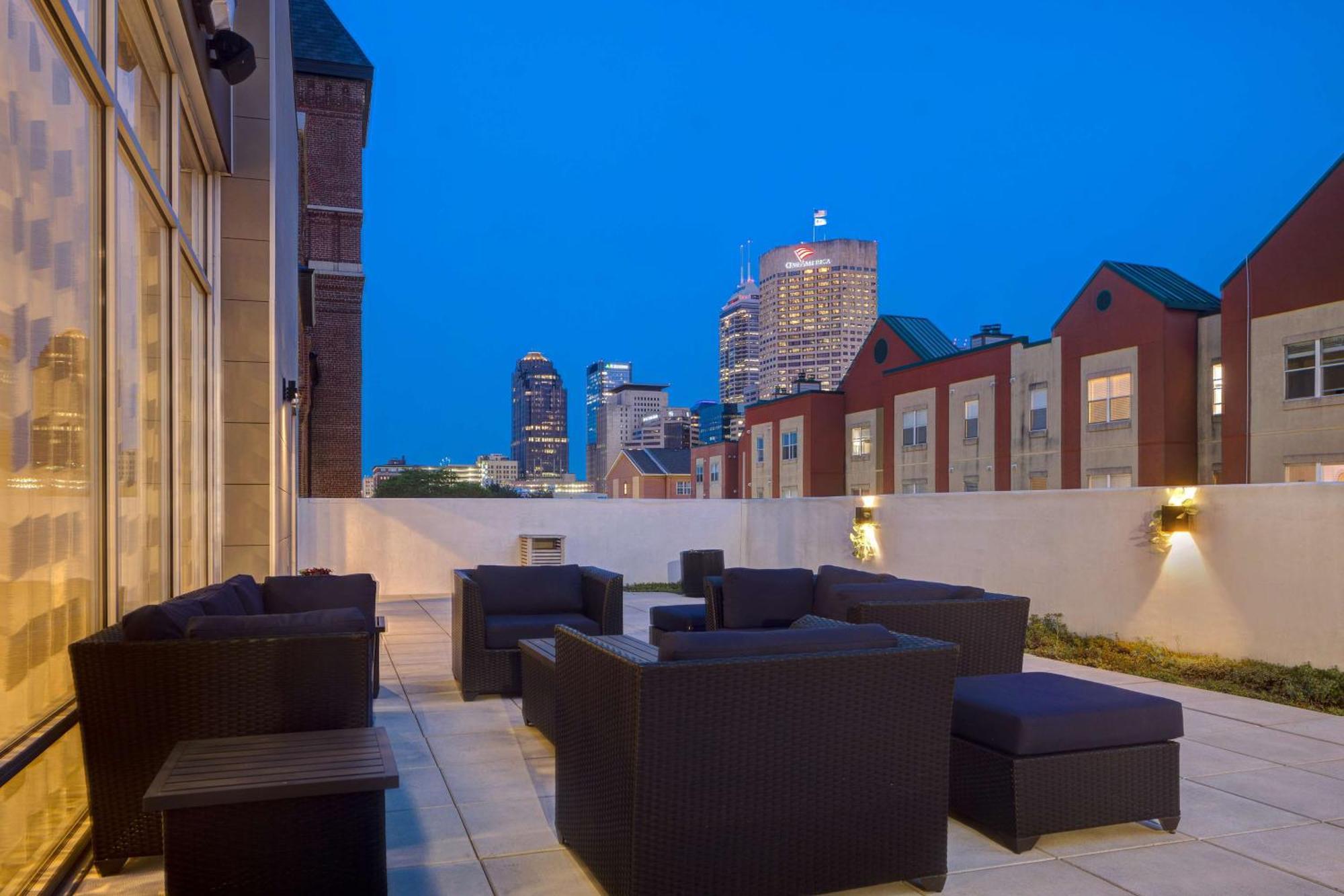 Homewood Suites By Hilton Indianapolis Downtown Iupui Exterior photo